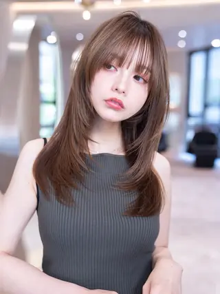 セミロング レイヤー似合わせ 透明感カラーりきやのヘアスタイル
