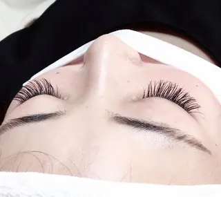 マツエク・マツパ brille ~eyelash~のヘアスタイル