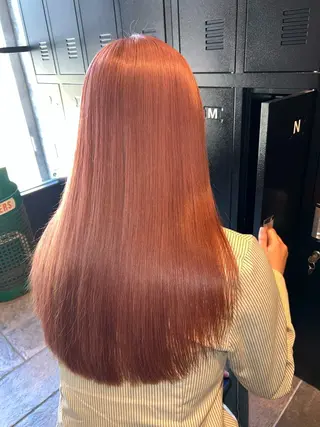 カラー momo /鍛冶屋町のヘアスタイル