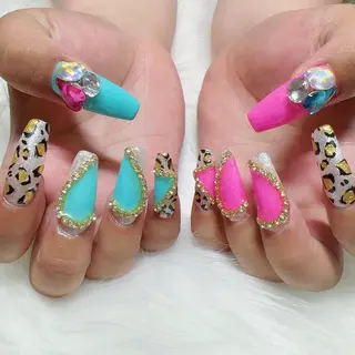 ネイル nail saron Aphrisのネイルデザイン