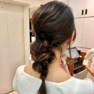 セミロング カラー ヘアアレンジ KONOMI スタイリストのヘアスタイル