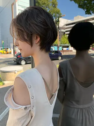 ショート カラー レイヤーカット 鈴木駿介のヘアスタイル