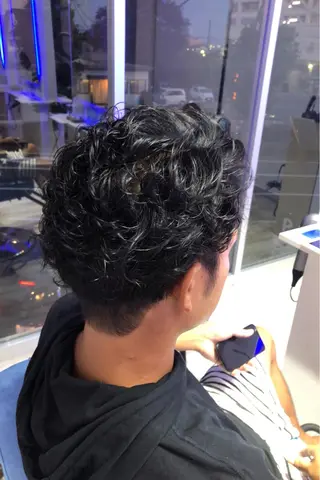 パーマ メンズ 白井 つづりのヘアスタイル
