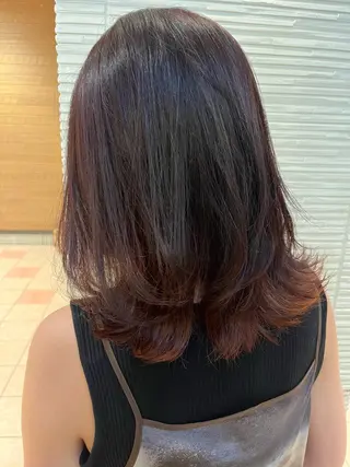 ミディアム 杉澤 結衣のヘアスタイル