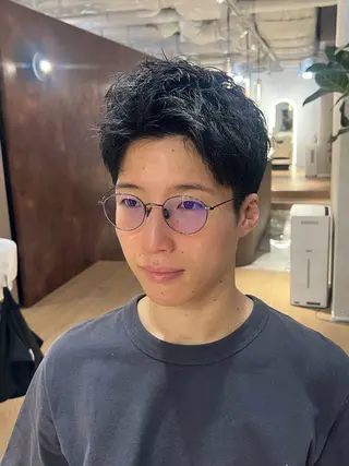 ショート パーマ メンズ 梅田茶屋町メンズ 専門美容師 山元一平のヘアスタイル
