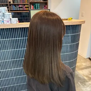 ロング カラー MOMO anan AVEDAのヘアスタイル
