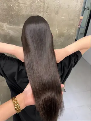 ロング 荒金 大翔のヘアスタイル