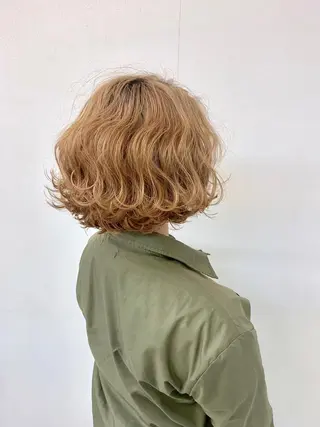 ミディアム 穐田 司樹のヘアスタイル