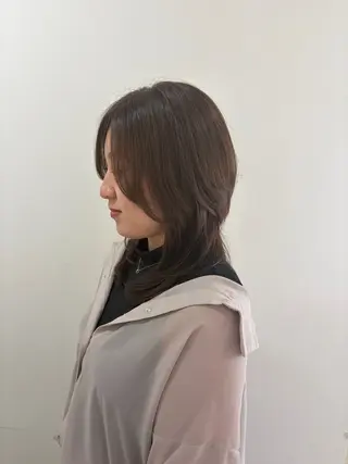 カラー レナークウィズ　北川 愛璃のヘアスタイル