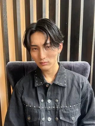 メンズ 日向/メンズ特化✂️ /パーマ・ブリーチ◎のヘアスタイル