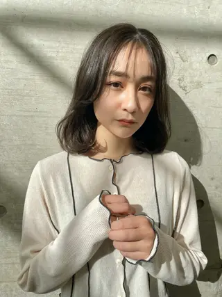 ミディアム カラー 遠藤 眞実のヘアスタイル