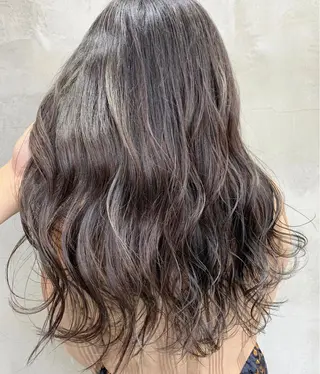 ロング カラー 【渋谷で人気】艶髪× 髪質改善/ツヤカラーのヘアスタイル