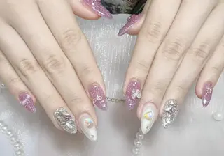 ネイル Evelyn 北千住東口店のネイルデザイン