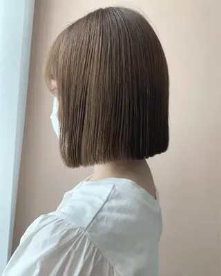 ショート カラー hubhair レイヤー/透明感のヘアスタイル