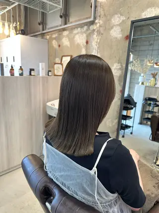 ミディアム カラー 品川 美和のヘアスタイル