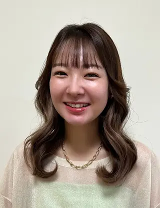ロング 君山 希美のヘアスタイル