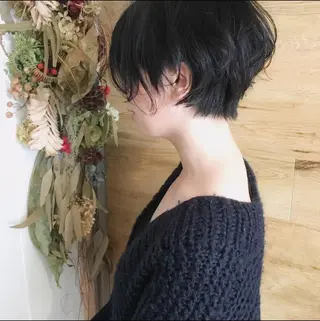 ショート 吉川 ミチオ 【SHIKIO】のヘアスタイル
