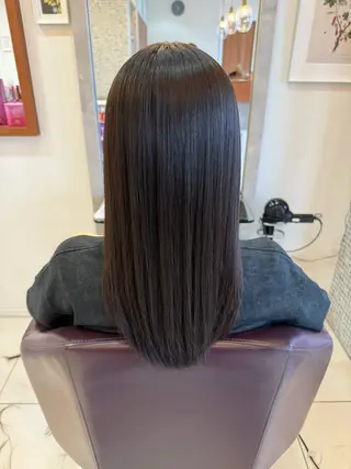 ロング 林 莉瑠のヘアスタイル