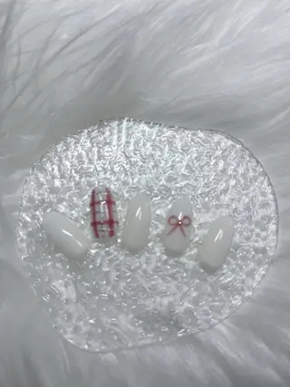 ネイル レイレア ネイルルームのネイルデザイン