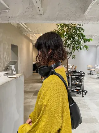 ミディアム 中村 玲音のヘアスタイル