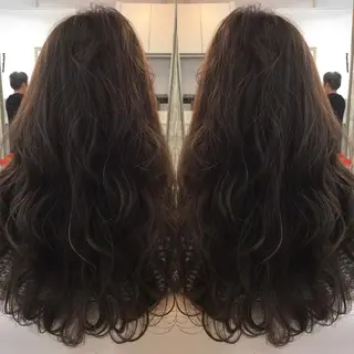 セミロング ロング カラー 髪質改善 中川 翔のヘアスタイル