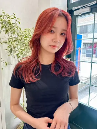 セミロング カラー 三宅 壱輝のヘアスタイル