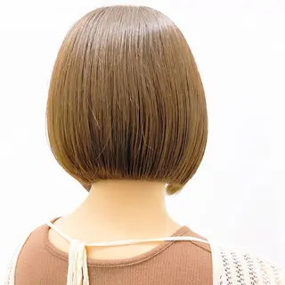 ショート 🫧小顔顔周りカット レイヤー/縮毛/白倉のヘアスタイル