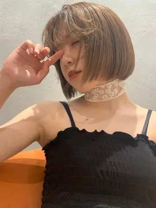 ショート カラー ヘアアレンジ 本間 結衣のヘアスタイル