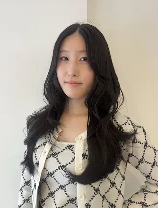 ロング カラー 🟣niw SHUNNA🟣のヘアスタイル