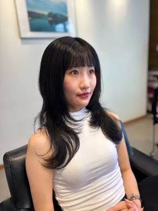セミロング KAREN(ému) 伏見/カットモデルのヘアスタイル
