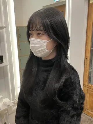 ロング YUYU🦕 /エクステ/艶カラーのヘアスタイル