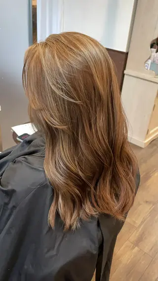 ロング カラー MATSURI BASE.AWAJIのヘアスタイル