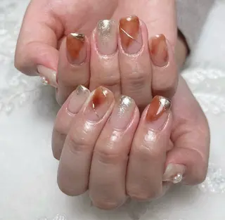 ネイル AURA NAIL 🌟鶴見店のネイルデザイン