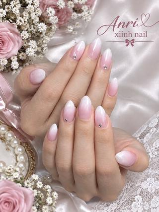 ネイル 𝓐𝓷𝓻𝓲 XiinhNailのネイルデザイン
