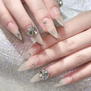 ネイル Queen's ゆなのネイルデザイン