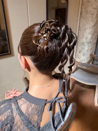 セミロング ヘアアレンジ 🪿ｍａｉｋｏ🌿 プライベートサロンのヘアスタイル