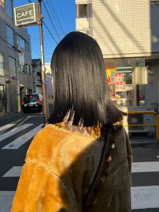 ミディアム カラー 圧倒的デザイン力 店長🎨RENAのヘアスタイル