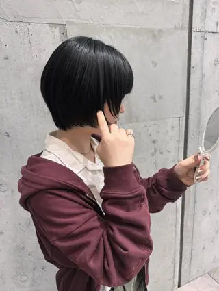 ショート カラー パーマ ヘアアレンジ mina 🐈‍⬛ ラフな似合わせヘアのヘアスタイル