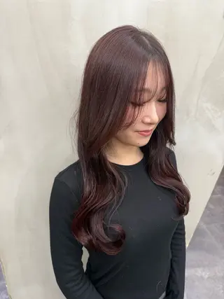 ロング M CHIHIROのヘアスタイル