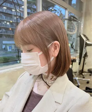 ミディアム カラー パーマ ヘアアレンジ キッズ ネイル マツエク・マツパ アイブロウ 髪質改善✨ストレート オグ✂️/ショートのヘアスタイル
