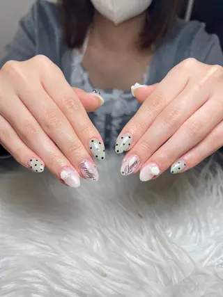ネイル T.Lee Hahaのネイルデザイン
