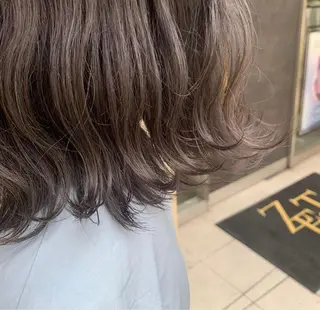 ミディアム zest kalonのヘアスタイル