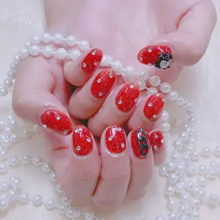 ネイル 🎀まゆ 🪽🐾のネイルデザイン