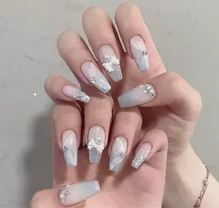 ネイル Julie NailSalonのネイルデザイン
