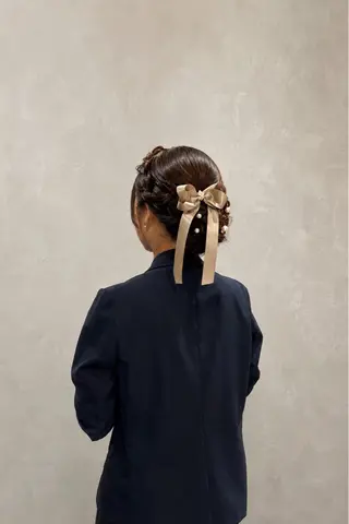 セミロング ヘアアレンジ Azu🩰 / 暖色 カラー🎀/アレンジのヘアスタイル