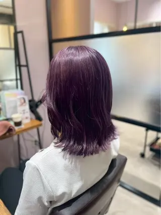 セミロング ブリーチ・カットモデ ル募集中🫧高口小春のヘアスタイル