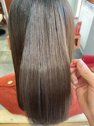 セミロング 吉村 夏椰のヘアスタイル