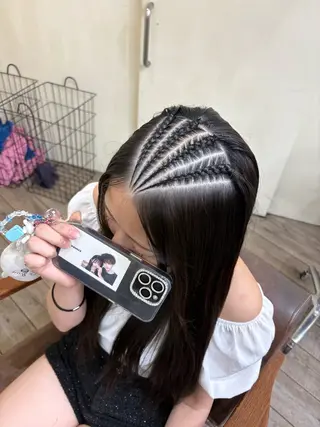 ロング ヘアアレンジ WEST OLAND 黒坂佳乃のヘアスタイル