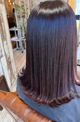 ミディアム カラー 藤村 桃歌のヘアスタイル