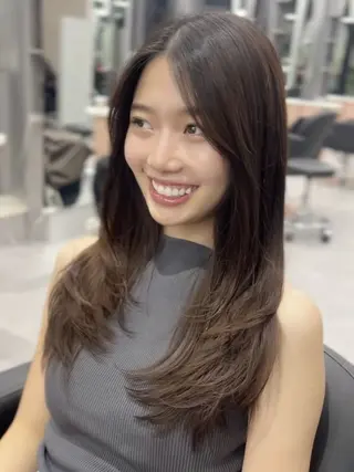ロング カラー The Ect 江坂Kurumiのヘアスタイル